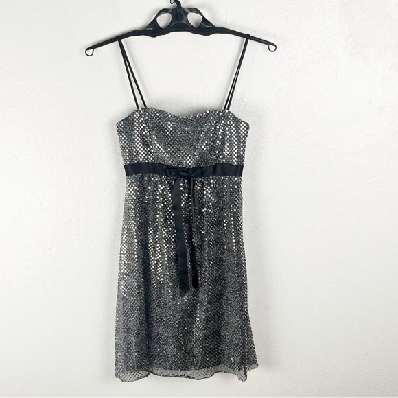 JESSICA McCLINTOCK For Gunne Sax Black Sequin Bow Waist Accent Dress, Size 1 - Picture 1 of 11